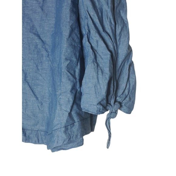 FREE PEOPLE Show Some Shoulder in Chambray Blouse - Picture 9 of 12